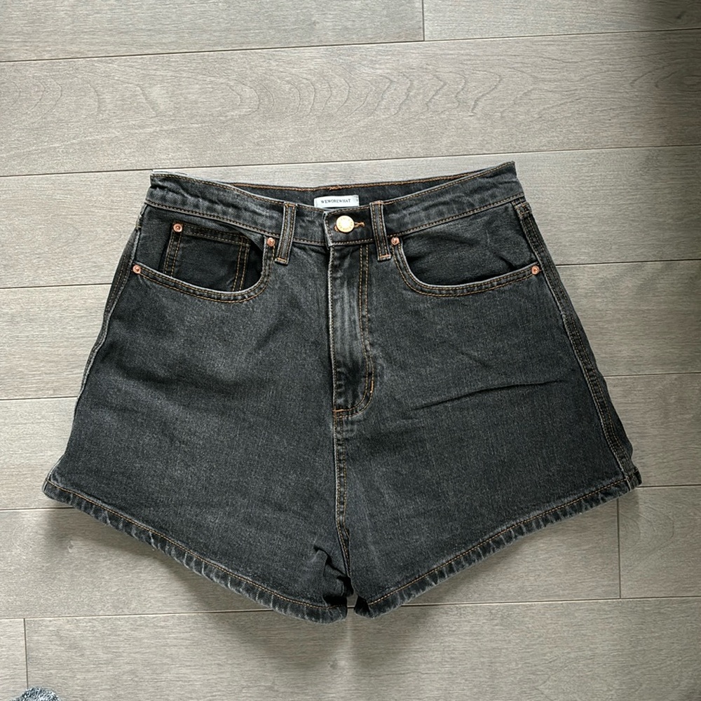 WEWOREWHAT hi rise denim shorts